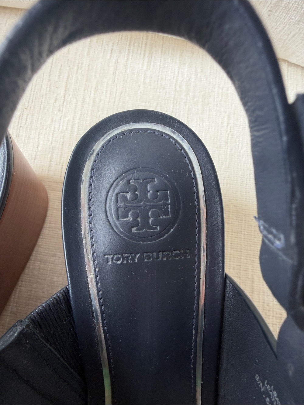 Tory Burch Navy Blue Leather Silver Logo Slingback Wedge Sandals. Size 9, READ - Picture 2 of 6
